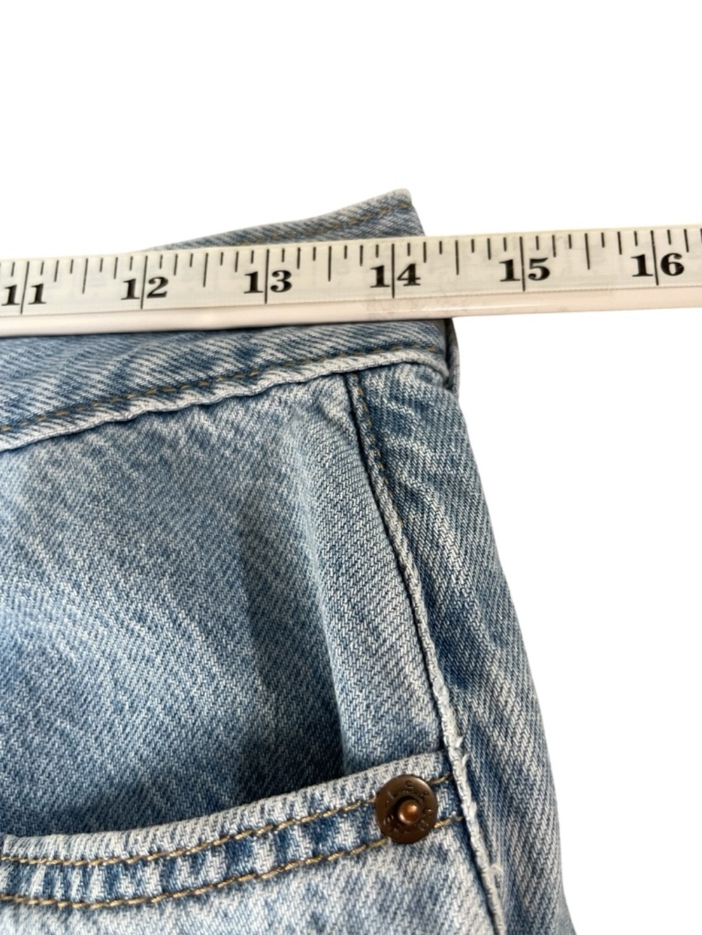 Levi's Women’s Size 28 Midi Rise Fit Flare Denim Skirt Light Blue - Picture 5 of 16